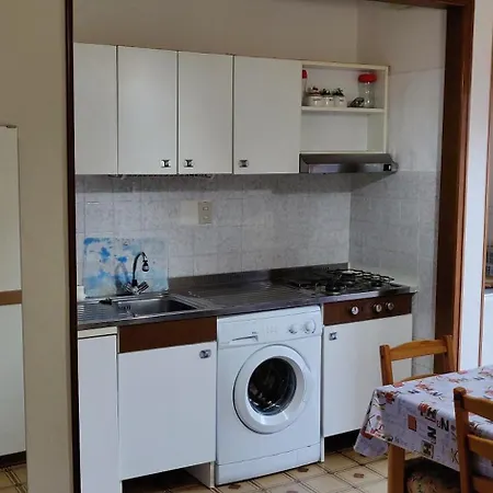 Brezza Estate Apartment *